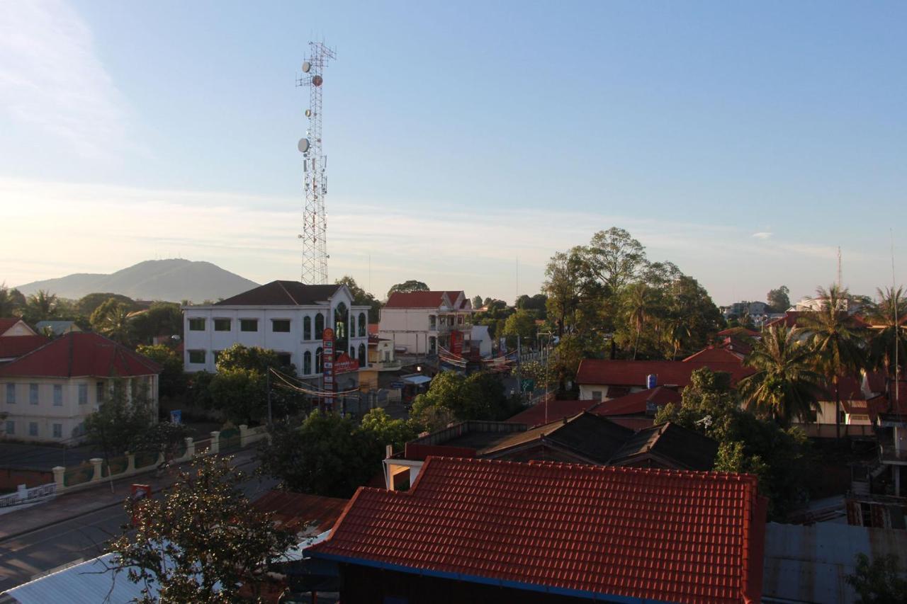 Pama Hotel Kampong Chhnang Экстерьер фото